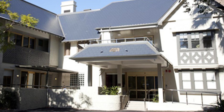 Photo of Wolper Jewish Hospital