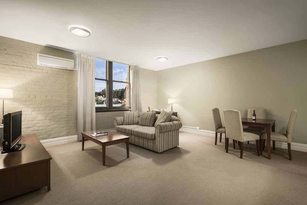 Quest Serviced Apartments Launceston Hospital Hospital